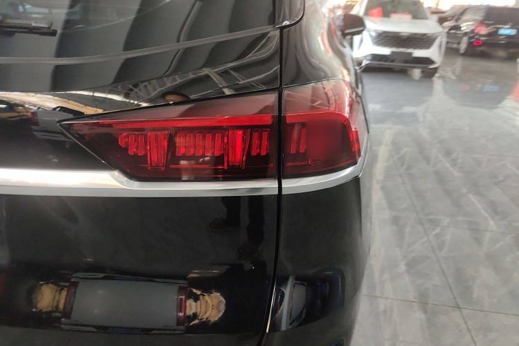 Used Wey Latte DHT 2022 1.5T DHT Extra-Large Cup Right Rear Taillight