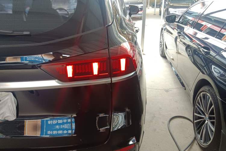 Used Wey Latte DHT 2022 1.5T DHT Extra-Large Cup Right Rear Taillight