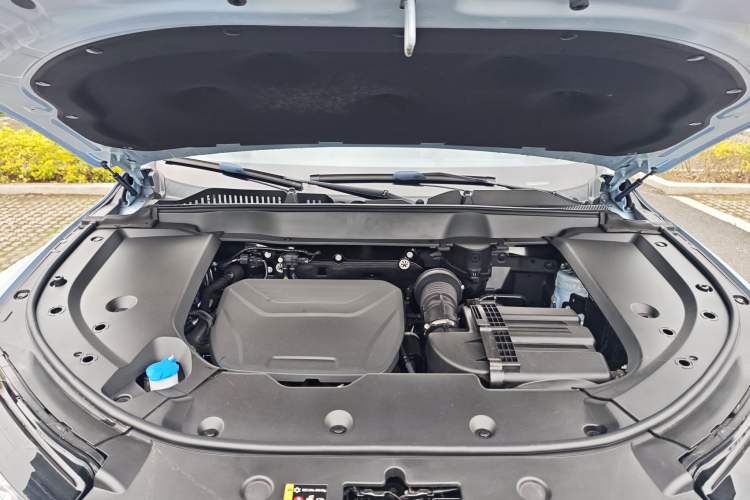 Used Wey Latte DHT 2022 1.5T DHT Big Cup Engine Bay