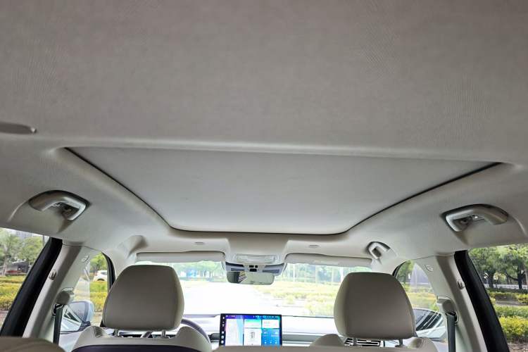 Used Wey Latte DHT 2022 1.5T DHT Big Cup Headliner