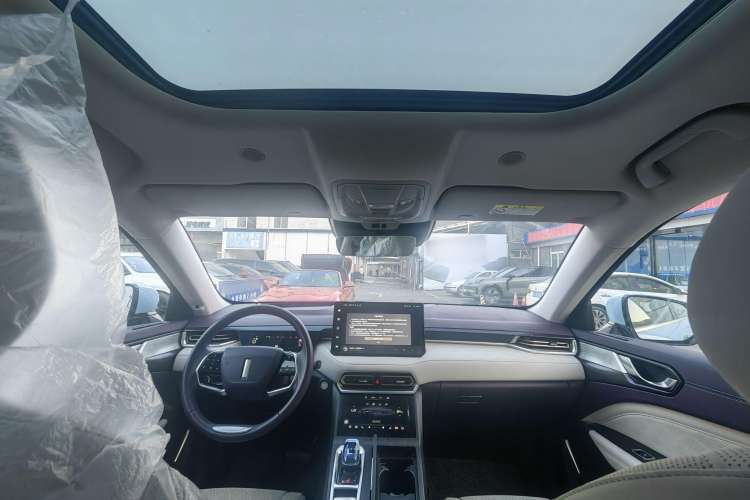 Used Wey Latte DHT 2022 1.5T DHT Big Cup Interior 1