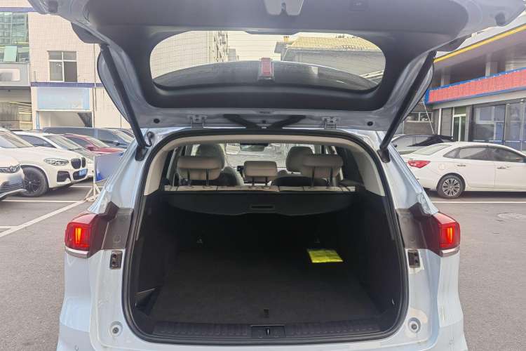 Used Wey Latte DHT 2022 1.5T DHT Big Cup Interior 9