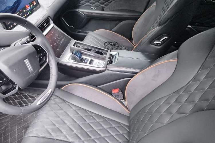 Used Wey Latte DHT 2022 1.5T DHT Extra-Large Cup Left Front Seat
