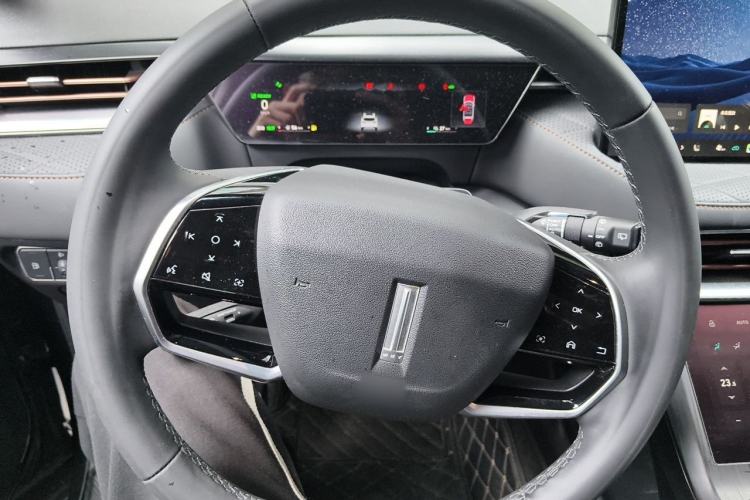 Used Wey Latte DHT 2022 1.5T DHT Extra-Large Cup Steering Wheel