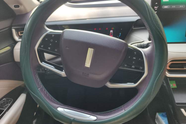 Used Wey Latte DHT 2022 1.5T DHT Big Cup Steering Wheel