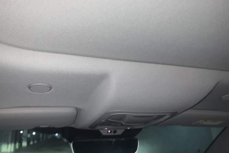 Used Wey Latte DHT 2022 1.5T DHT Extra-Large Cup Headliner