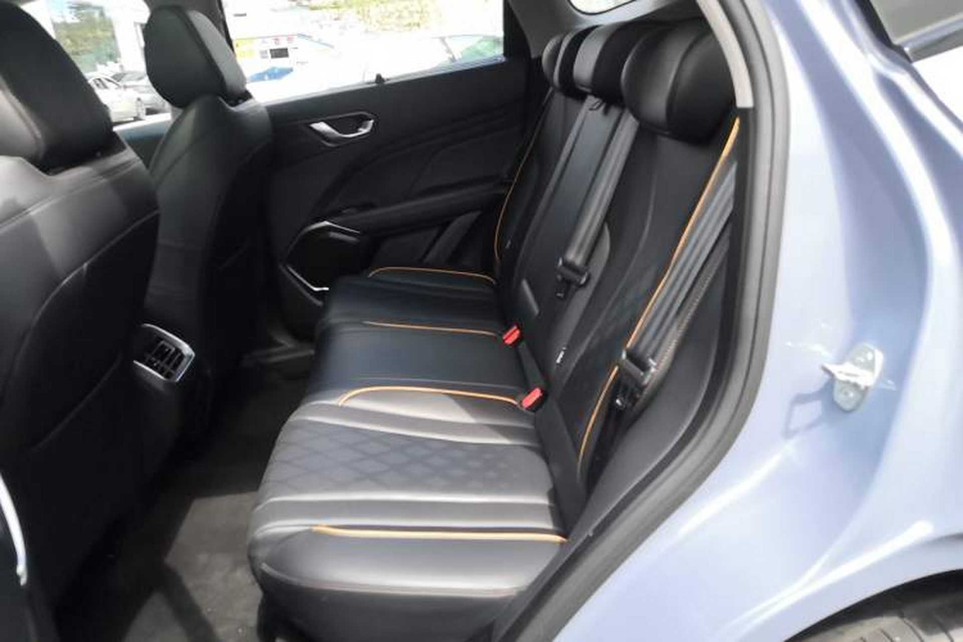 Used Wey Latte DHT 2022 1.5T DHT Big Cup Interior 4