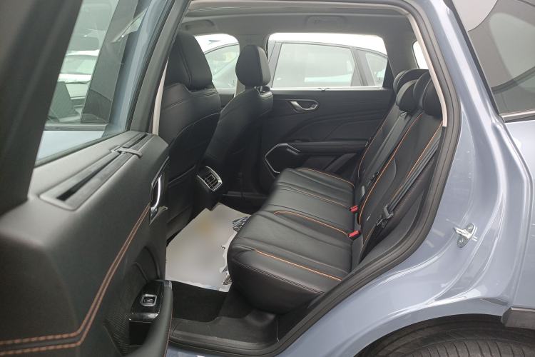 Used Wey Latte DHT 2022 1.5T DHT Big Cup Interior 4
