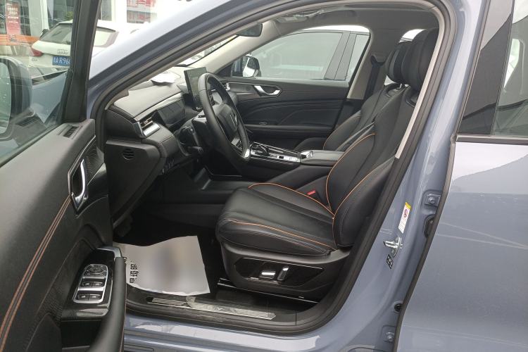 Used Wey Latte DHT 2022 1.5T DHT Big Cup Left Front Seat