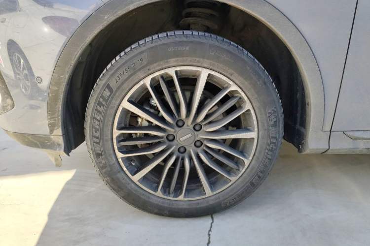 Used Wey Latte DHT 2022 1.5T DHT Big Cup Left Front Wheel Hub