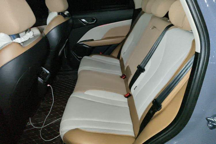 Used Wey Latte DHT 2022 1.5T DHT Big Cup Left Rear Seat