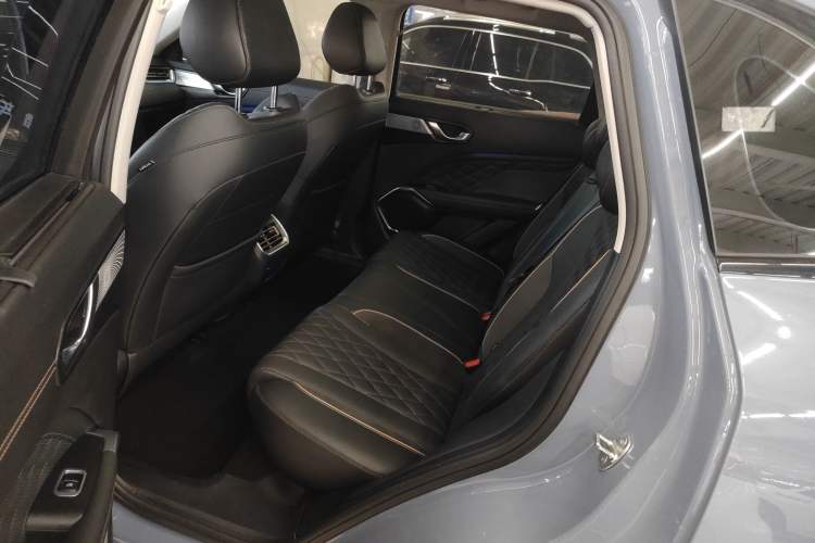 Used Wey Latte DHT 2022 1.5T DHT Extra-Large Cup Left Rear Seat