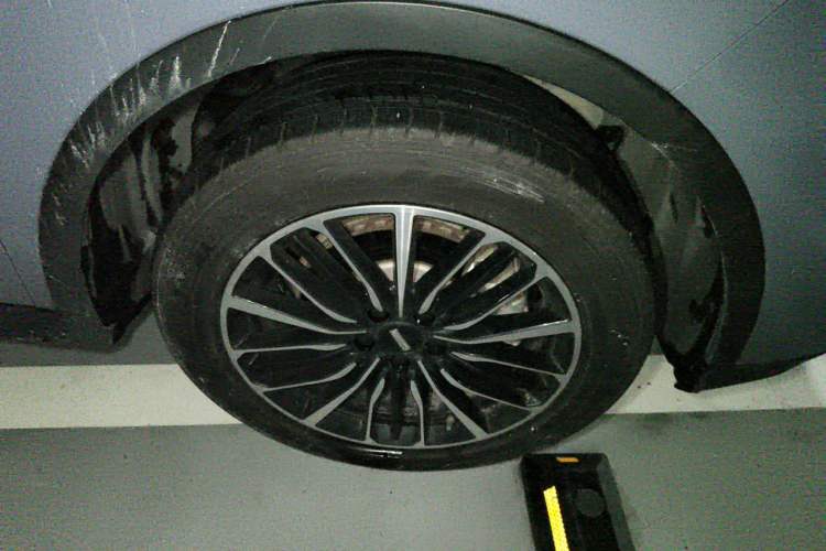 Used Wey Latte DHT 2022 1.5T DHT Big Cup Right Front Wheel Hub