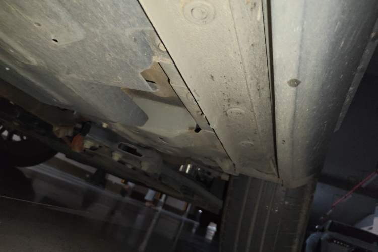 Used Wey Latte DHT 2022 1.5T DHT Extra-Large Cup Chassis Front Right