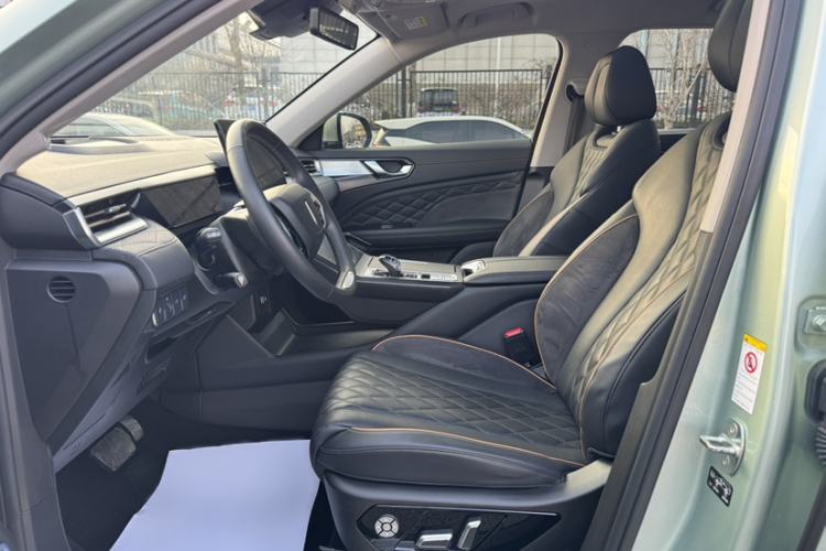 Used Wey Latte DHT 2022 1.5T DHT Big Cup Interior 7