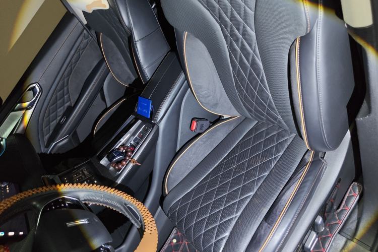Used Wey Latte DHT 2022 1.5T DHT Extra-Large Cup Left Front Seat