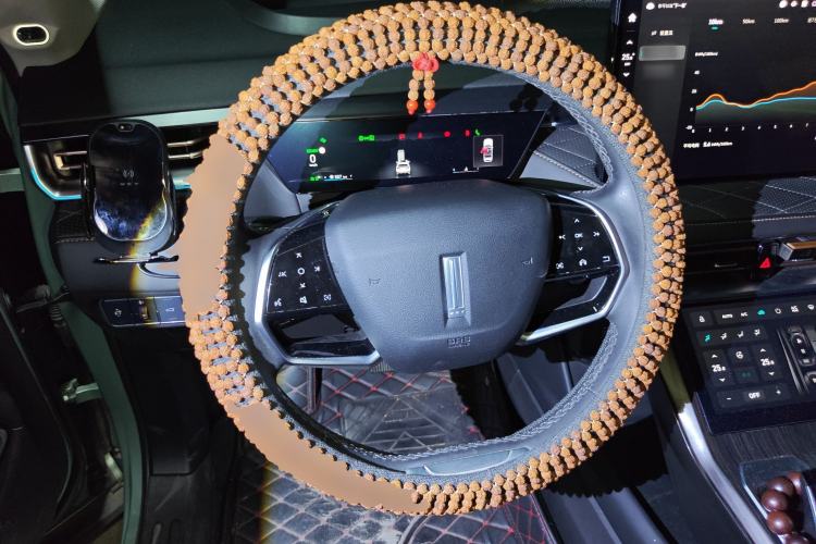 Used Wey Latte DHT 2022 1.5T DHT Extra-Large Cup Steering Wheel