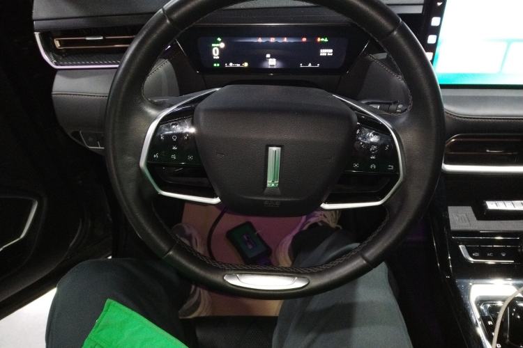 Used Wey Latte DHT 2022 1.5T DHT Medium Cup Steering Wheel