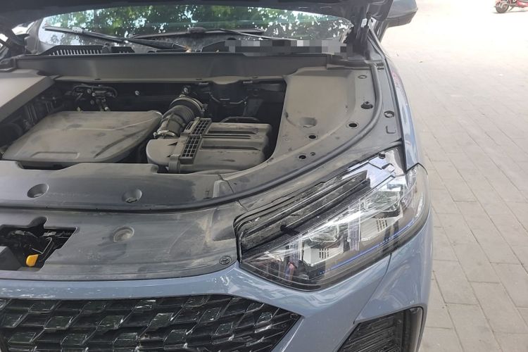 Used Wey Latte DHT 2022 1.5T DHT Big Cup Engine Bay Left