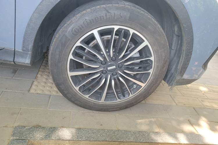 Used Wey Latte DHT 2022 1.5T DHT Big Cup Right Front Wheel Hub