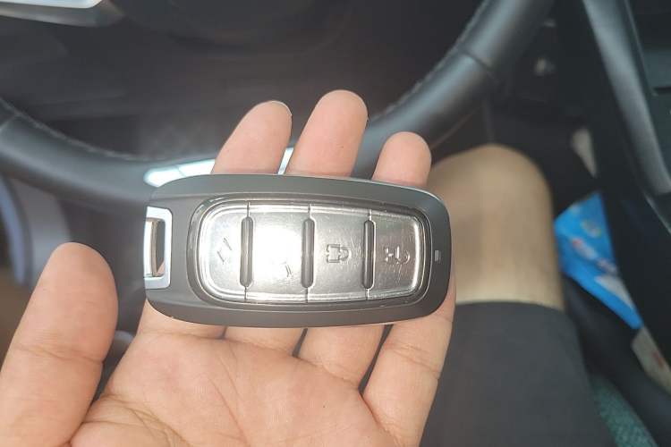 Used Wey Latte DHT 2022 1.5T DHT Big Cup Vehicle Key