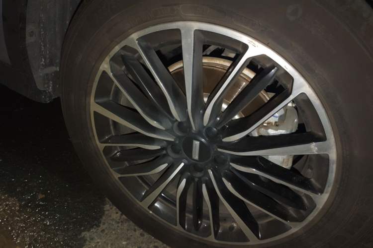 Used Wey Latte DHT 2022 1.5T DHT Big Cup Right Front Wheel Hub