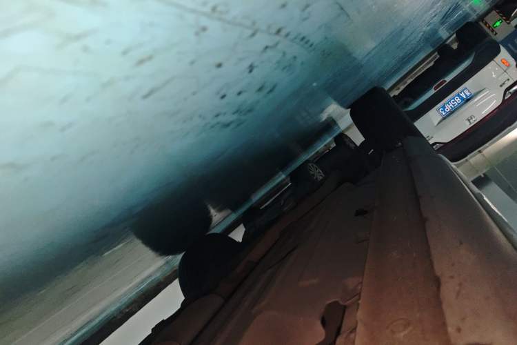Used Wey Latte DHT 2022 1.5T DHT Extra-Large Cup Chassis Front Right