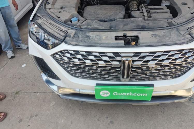 Used Wey Latte DHT 2022 1.5T DHT Extra-Large Cup Engine Bay Right