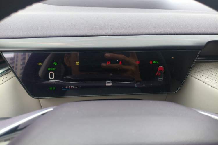 Used Wey Latte DHT 2022 1.5T DHT Extra-Large Cup Instrument Cluster
