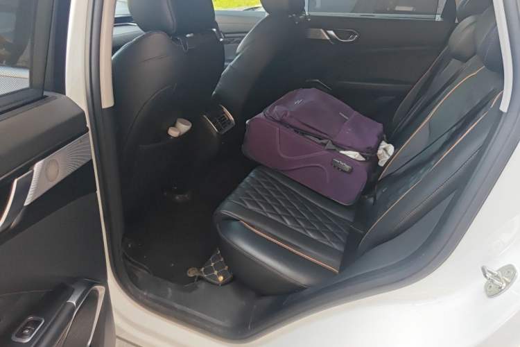 Used Wey Latte DHT 2022 1.5T DHT Extra-Large Cup Left Rear Seat