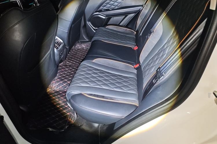 Used Wey Latte DHT 2022 1.5T DHT Extra-Large Cup Left Rear Seat