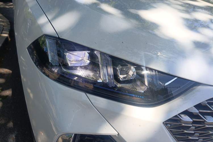 Used Wey Latte DHT 2022 1.5T DHT Extra-Large Cup Right Front Headlight
