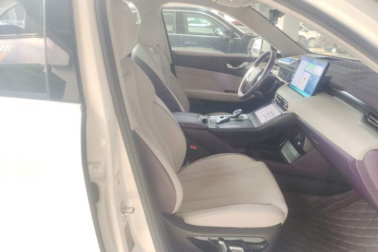 Used Wey Latte DHT 2022 1.5T DHT Extra-Large Cup Right Front Seat