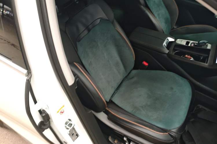 Used Wey Latte DHT 2022 1.5T DHT Extra-Large Cup Right Front Seat