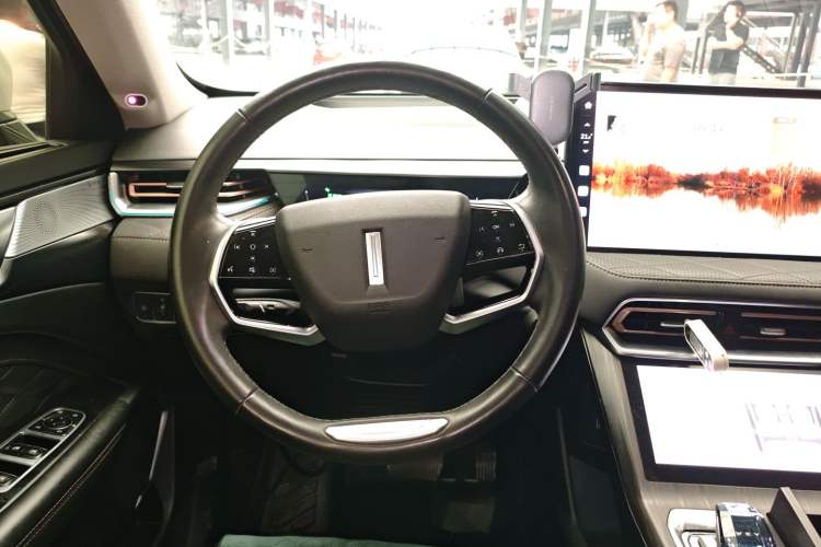 Used Wey Latte DHT 2022 1.5T DHT Extra-Large Cup Steering Wheel