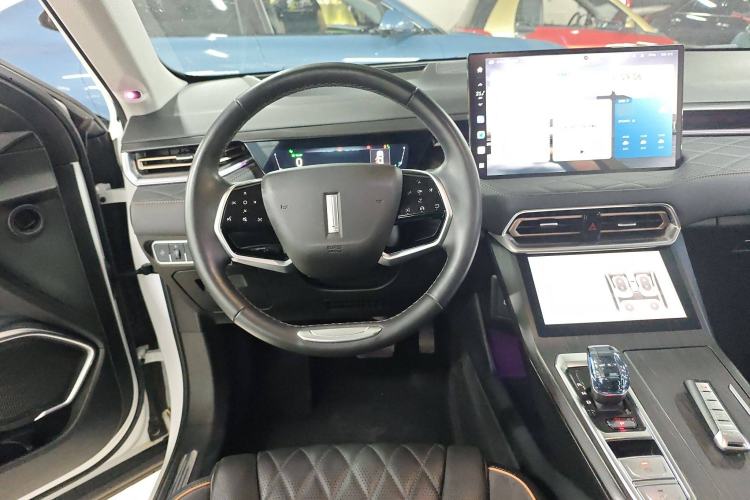 Used Wey Latte DHT 2022 1.5T DHT Extra-Large Cup Steering Wheel