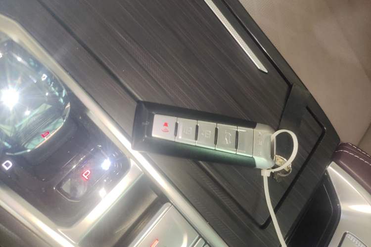 Used Wey Latte DHT 2022 1.5T DHT Extra-Large Cup Vehicle Key