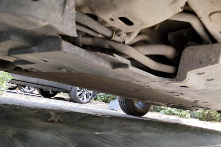 Used Wey Latte DHT-PHEV 2022 1.5T Two-Wheel-Drive Extra-Large Version Chassis Front Left