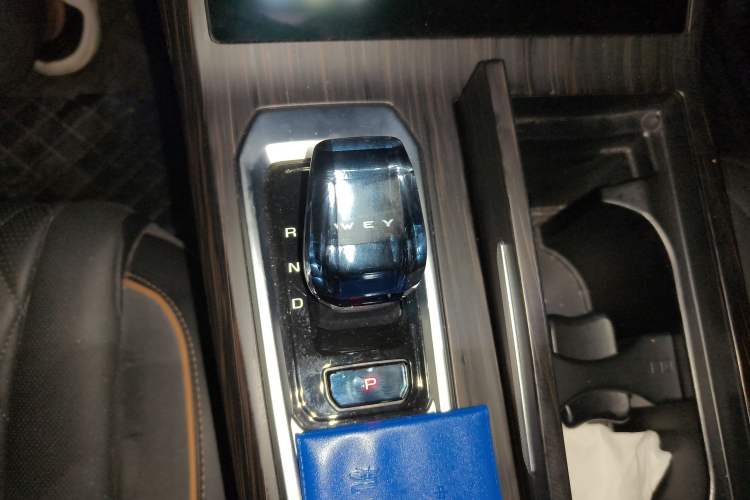 Used Wey Latte DHT-PHEV 2022 1.5T Two-Wheel Drive Big Cup Gear Lever