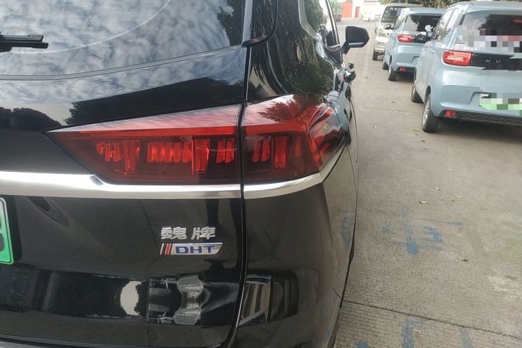 Used Wey Latte DHT-PHEV 2022 1.5T Two-Wheel-Drive Extra-Large Version Right Rear Taillight