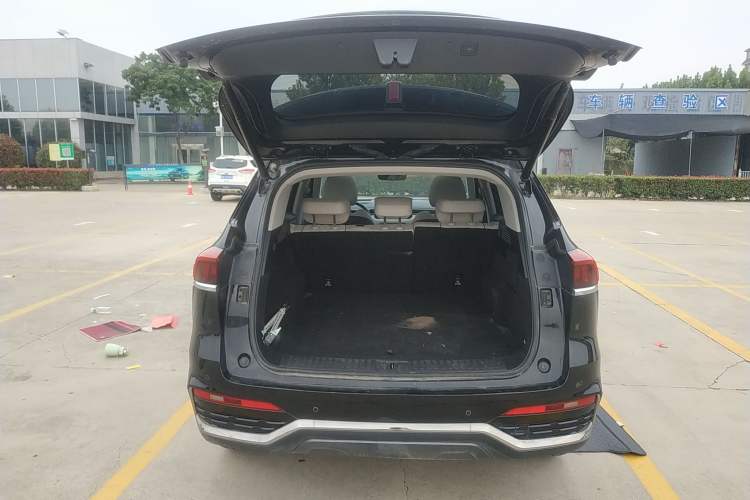 Used Wey Latte DHT-PHEV 2022 1.5T Two-Wheel-Drive Extra-Large Version Trunk