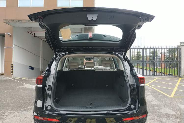 Used Wey Latte DHT-PHEV 2022 1.5T Two-Wheel-Drive Extra-Large Version Trunk