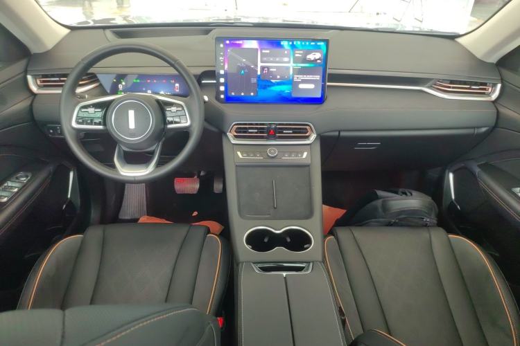 Used Wey Latte DHT-PHEV 2022 1.5T Four-Wheel Drive Extra-Large Version Center Console