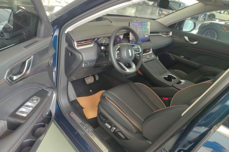Used Wey Latte DHT-PHEV 2022 1.5T Four-Wheel Drive Extra-Large Version Driver Seat