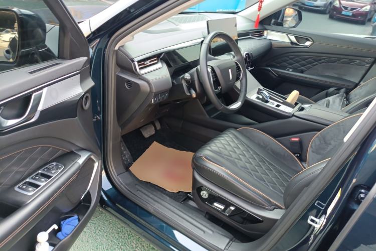 Used Wey Latte DHT-PHEV 2022 1.5T Four-Wheel Drive Extra-Large Version Driver Seat