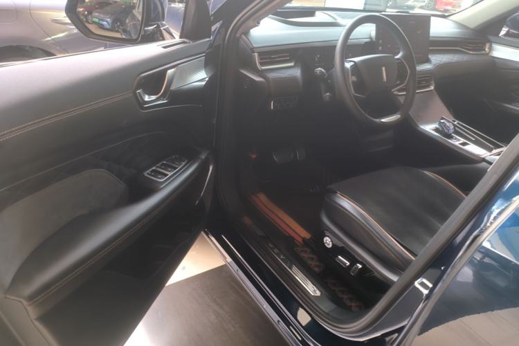 Used Wey Latte DHT-PHEV 2022 1.5T Four-Wheel Drive Extra-Large Version Driver Seat