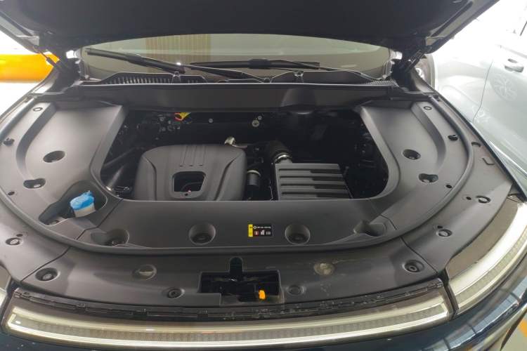 Used Wey Latte DHT-PHEV 2022 1.5T Four-Wheel Drive Extra-Large Version Engine Bay