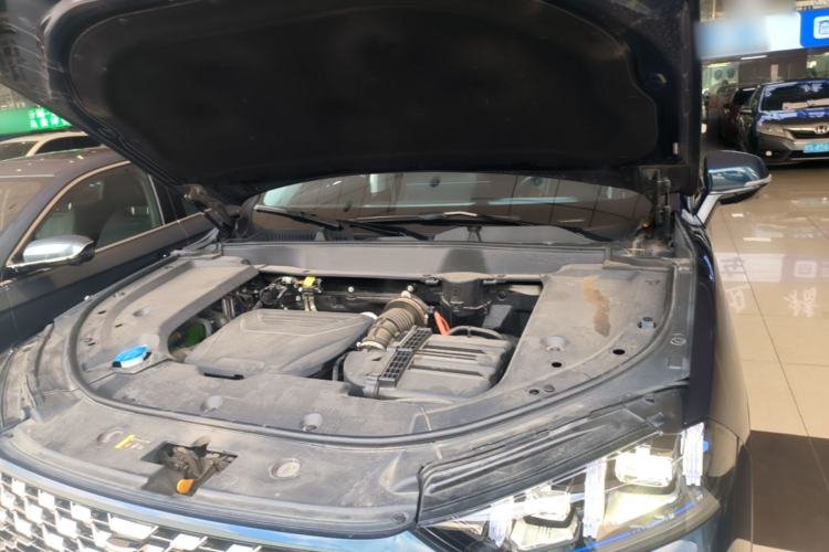 Used Wey Latte DHT-PHEV 2022 1.5T Four-Wheel Drive Extra-Large Version Engine Bay