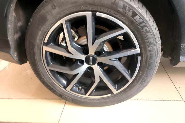 Used Wey Latte DHT-PHEV 2022 1.5T Four-Wheel Drive Extra-Large Version Exterior 5