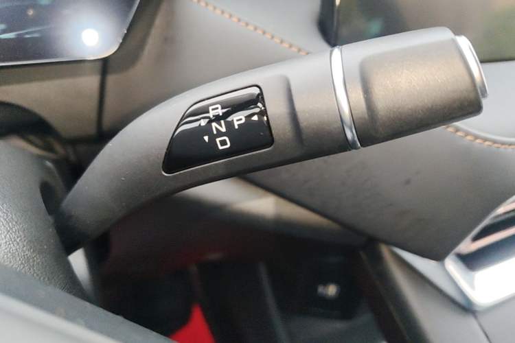 Used Wey Latte DHT-PHEV 2022 1.5T Four-Wheel Drive Extra-Large Version Gear Lever